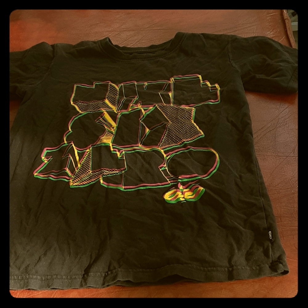 Kids Nike tee